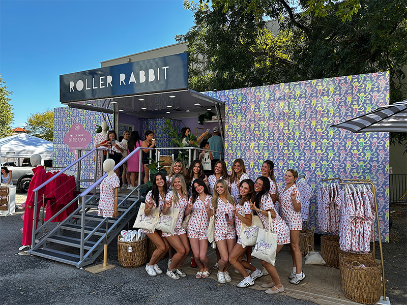 2 Roller Rabbit 800x600